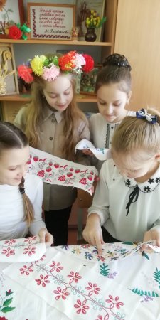 Выставка  белорусской вышивки