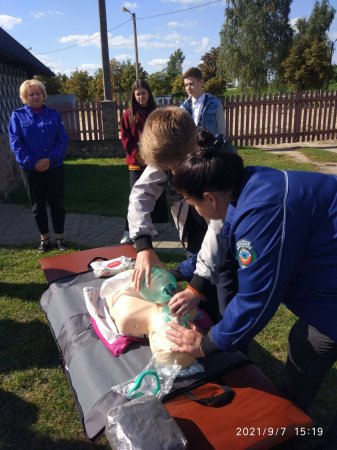 27 сентября учащиеся 7а класса посетили Зельвенскую спасательную станцию.