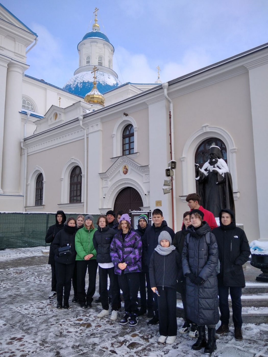 18 ноября учащиеся 10 "Б" класса посетили Свято-Успенский Жировичский монастырь