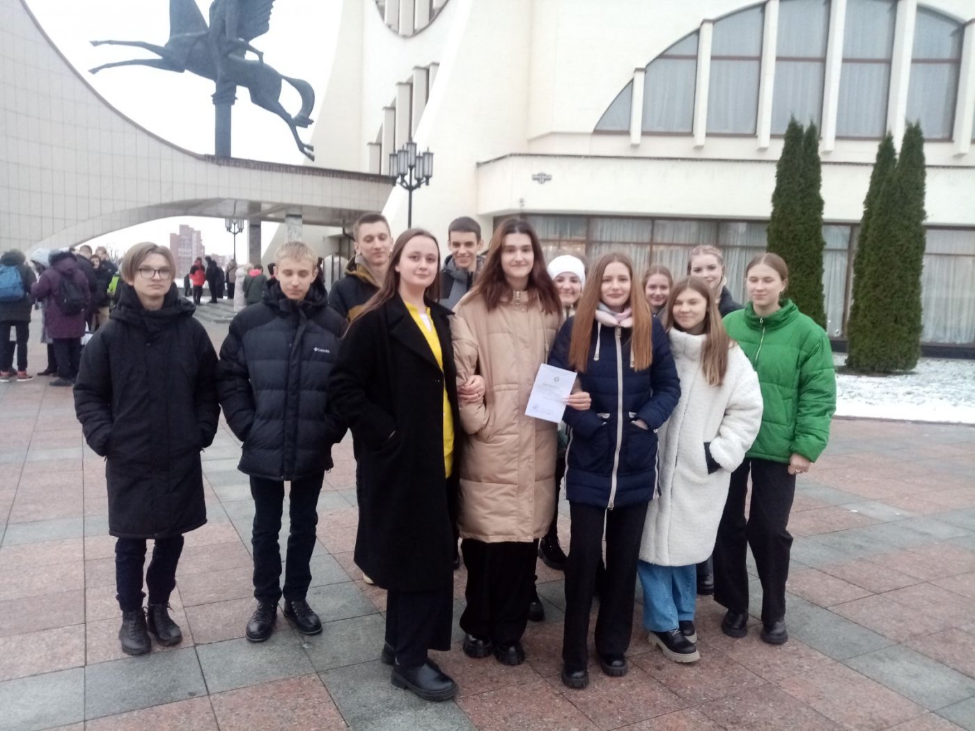 Учащиеся 10 "А" класса посетили Гродненский областной драматический театр
