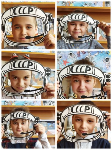 Информационный час в 3А классе был посвящен Дню космонавтики