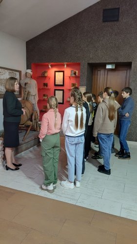 Накануне осенних каникул учащиеся 7а класса посетили Музей истории пожарной службы в г.Гродно.